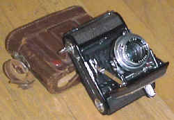 camera12.jpg (27359 bytes)